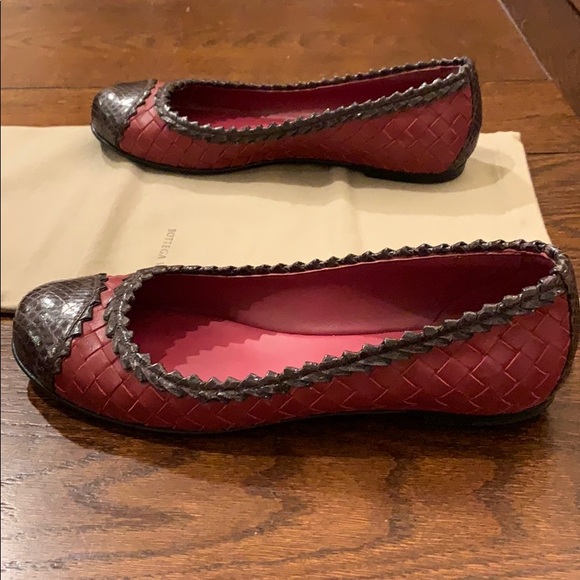 Bottega Veneta Snakeskin Trim Intrecciato Flats - Picture 6 of 11